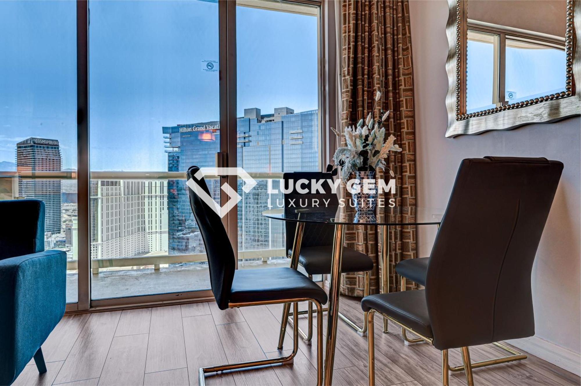 Lucky Gem Penthouse & Luxury Suites At Signature Resort, Balcony Strip View 3505 Лас-Вегас Экстерьер фото
